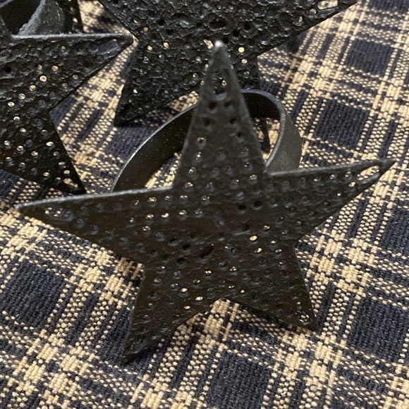 Napkins and placemats - Picture 2 of 3